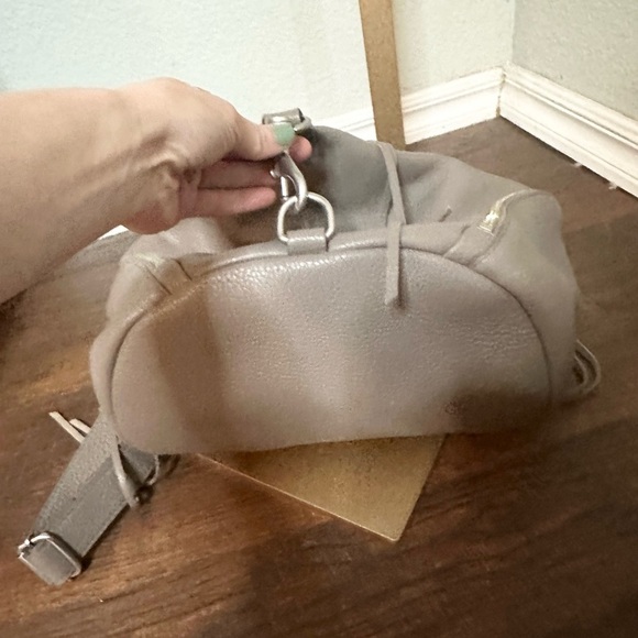 Rebecca Minkoff | Julian Backpack in deep Taupe - Picture 4 of 9